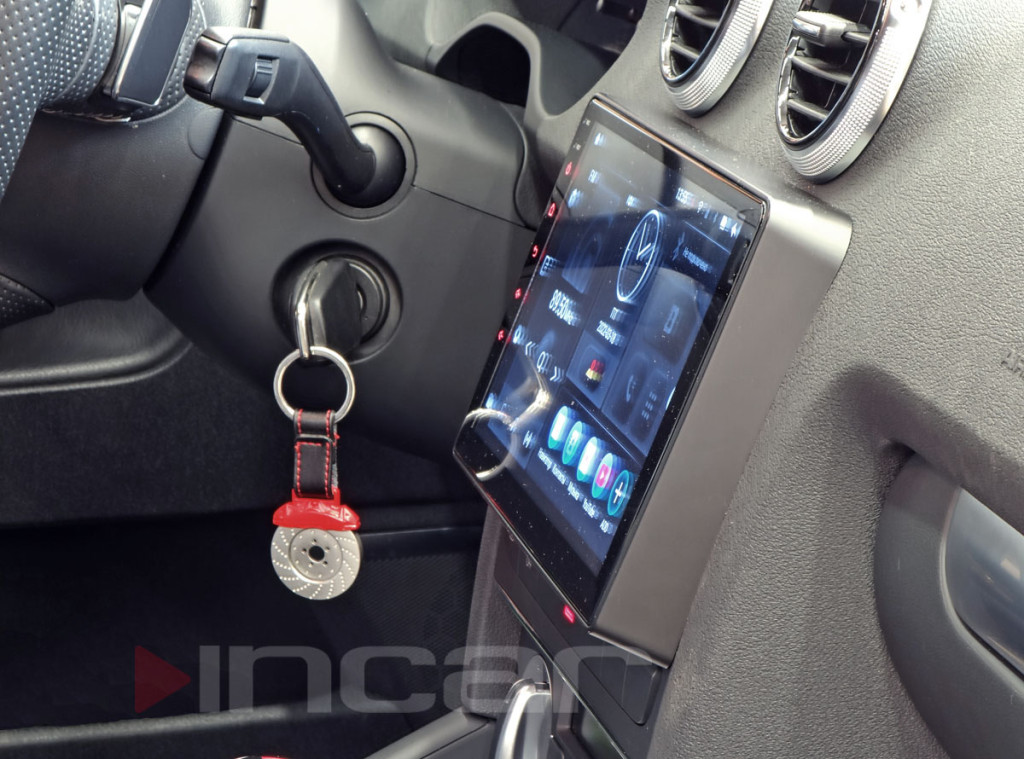 Рамка для UMS  AUDI A3 (8P/mit Symfony) 03-08, A3 (8P/8PA) 08-12 9"