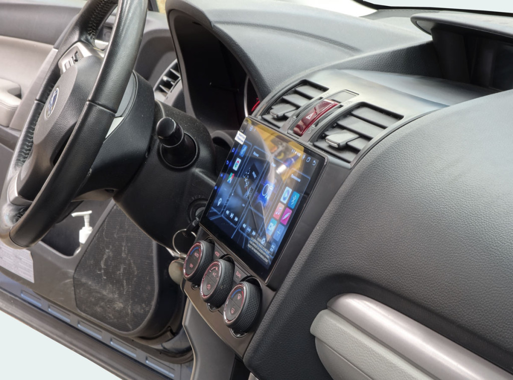 Рамка для UMS  SUBARU Forester 2012-2014; Impreza 2011-2014; XV 2011-2014 (две вставки аварийки), 9"