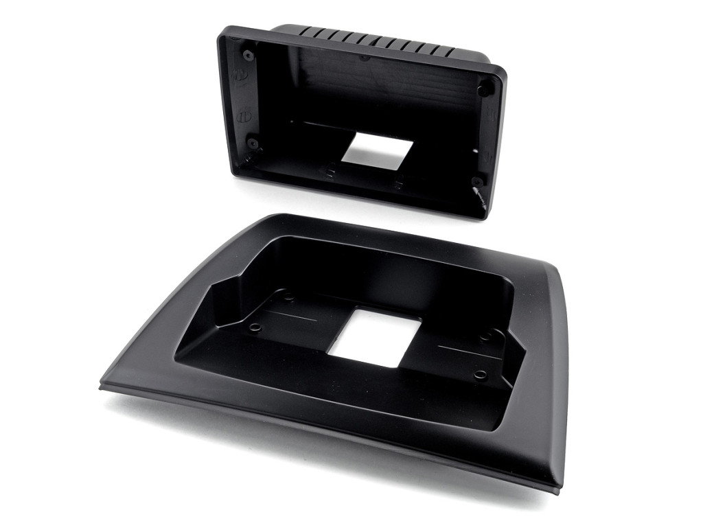 Рамка для UMS  BMW X-3 (E83) 2003-2010, 9"