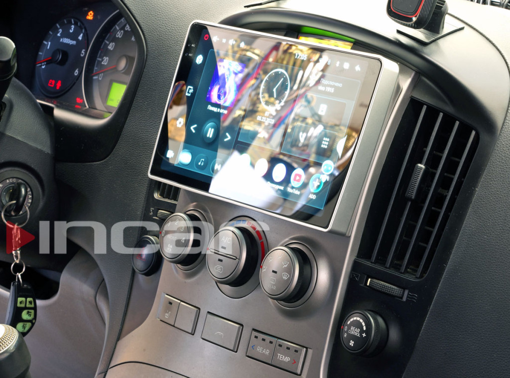 Рамка для UMS  HYUNDAI H1 Starex / Grand Starex 2007-2015, 9" SILVER (накладка)