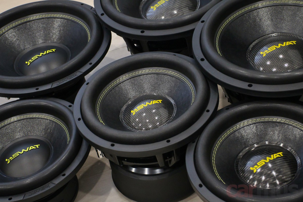 Тест сабвуферных динамиков SWAT серий Glock, Exciter, Hooligan от экспертов carmus.ru